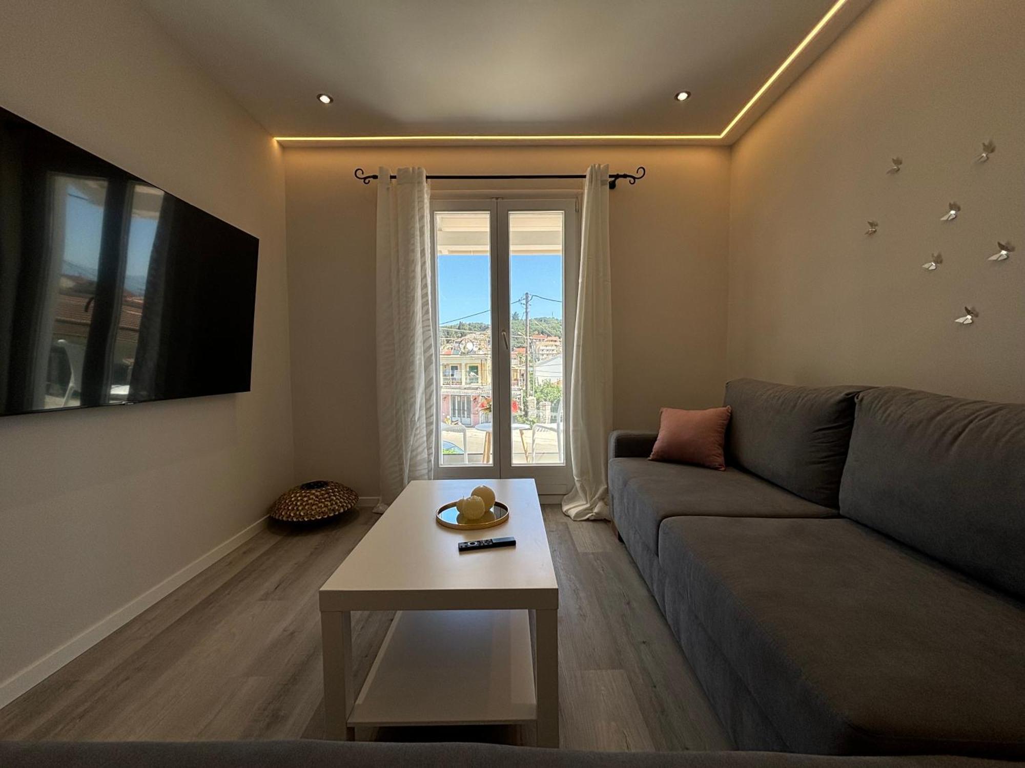 Mayflower Apartments Kasziópi Kültér fotó